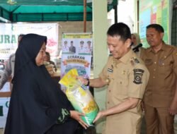 Pengendalian Inflasi, Pemkab Kampar Gelar Pasar Murah di Silam Kuok